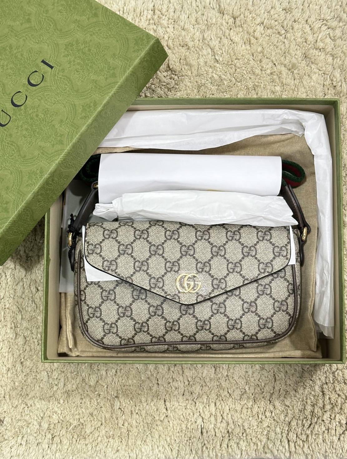 โปรNew Gucci Ophidia mini bag อุปกรณ์ กล่อง การ์ด ถุงผ้า ถุงกระดาษ
