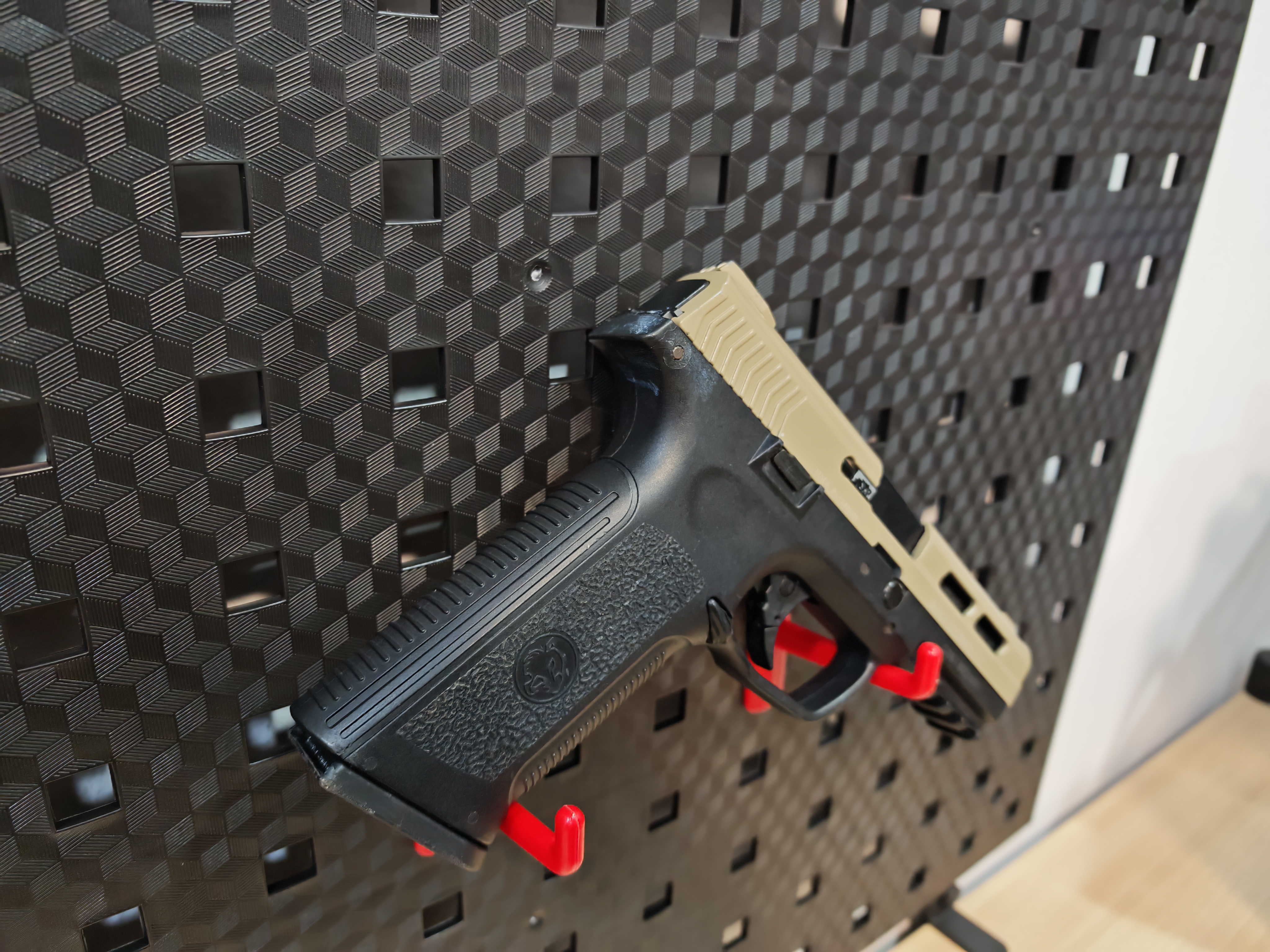 ICS BLE-006-SD4 XAE GAS PISTOL TWO-TONE Revo Valve System GBB ไต้หวัน BB Gun บีบีกัน แบบแก๊ส ปืนอัดลม มือสอง Airsoft Gun