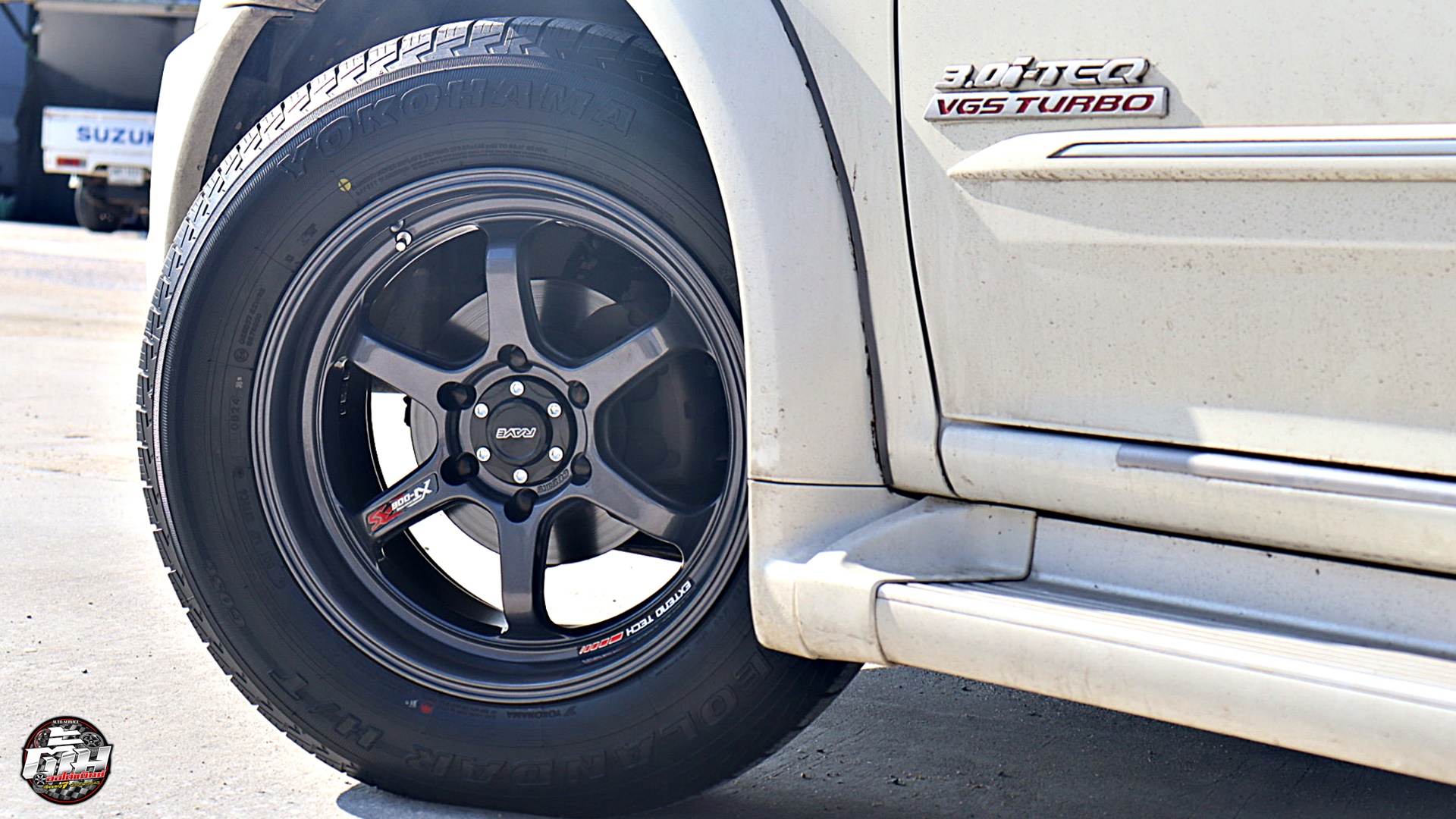 ISUZU MU-7 เปลี่ยนล้อยาง ล้อ COSMIS XT-006RS ขอบ18นิ้ว ยาง YOKOHAMA GEOLANDAR HT G056 265/60R18 110H