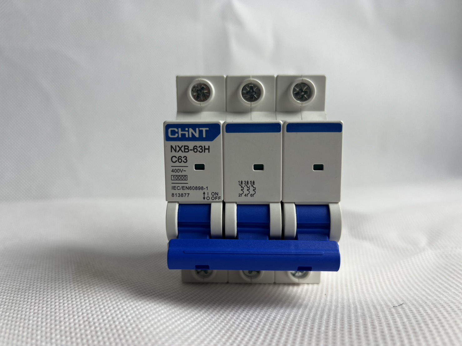 MCB เบรกเกอร์ขนาดเล็ก เบรกเกอร์เซอร์กิต เบรกเกอร์ 3P 63A (Ic10KA)