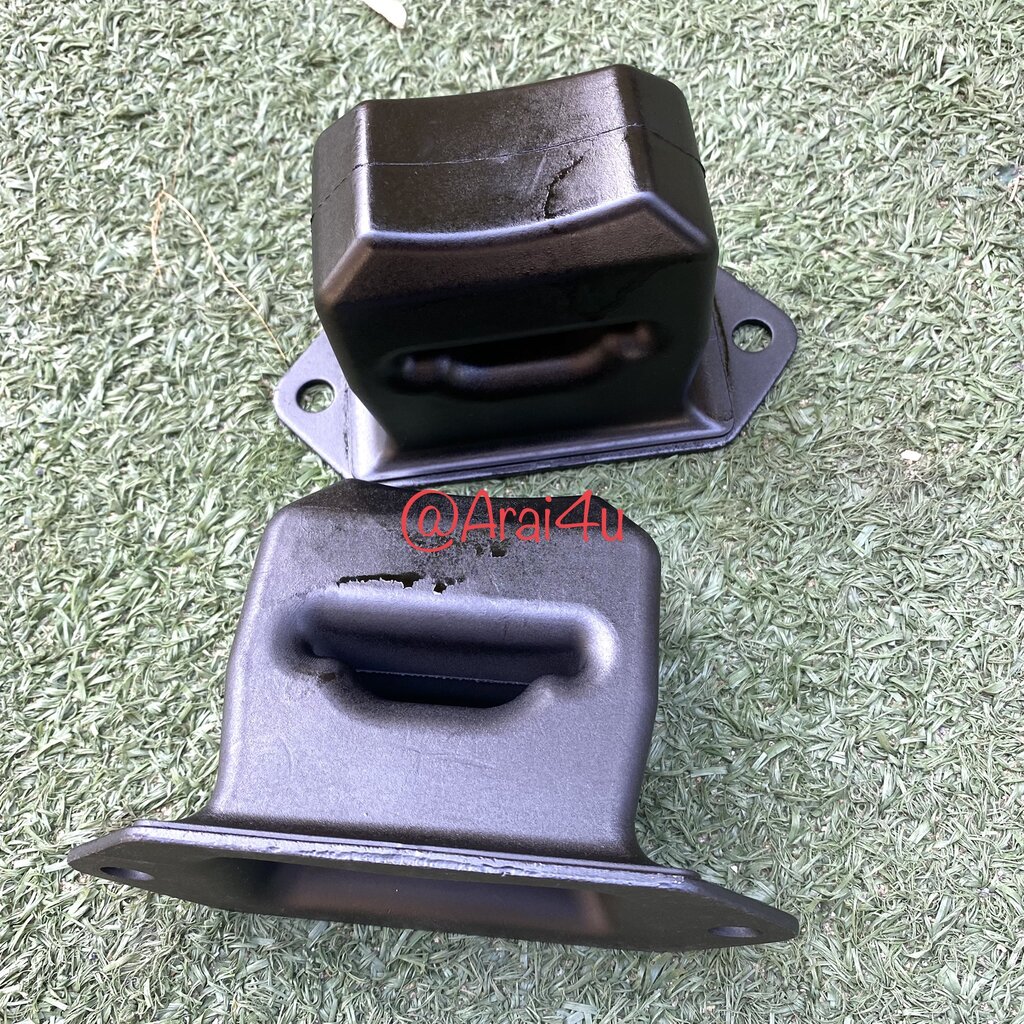 ยางกันกระแทกหลัง ISUZU DMAX 4WD ปี 02-11 ราคา คู่ละ