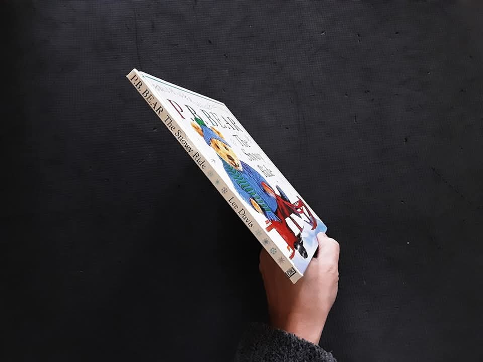 หนังสือนิทานปกแข็ง** 🍅🍓 P.B.BEAR THE SNOWY RIDE