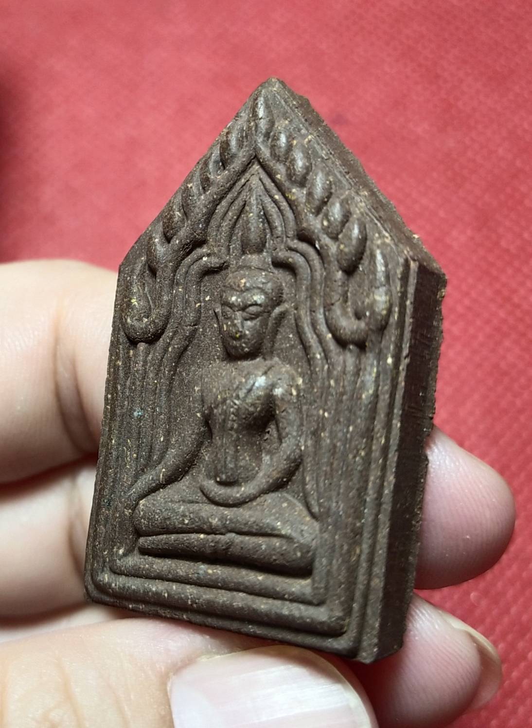 พระขุนแผน รุ่น 3 (ไข่หลง) ปี 2548 (รุ่นประสบการณ์) หลวงพ่อสมนึก วัดหรงบน จ.นครศรีธรรมราช (พิมพ์เล็ก) (เกจิผู้มีพลังจิตสูง มากด้วยเมตตา บารมี)