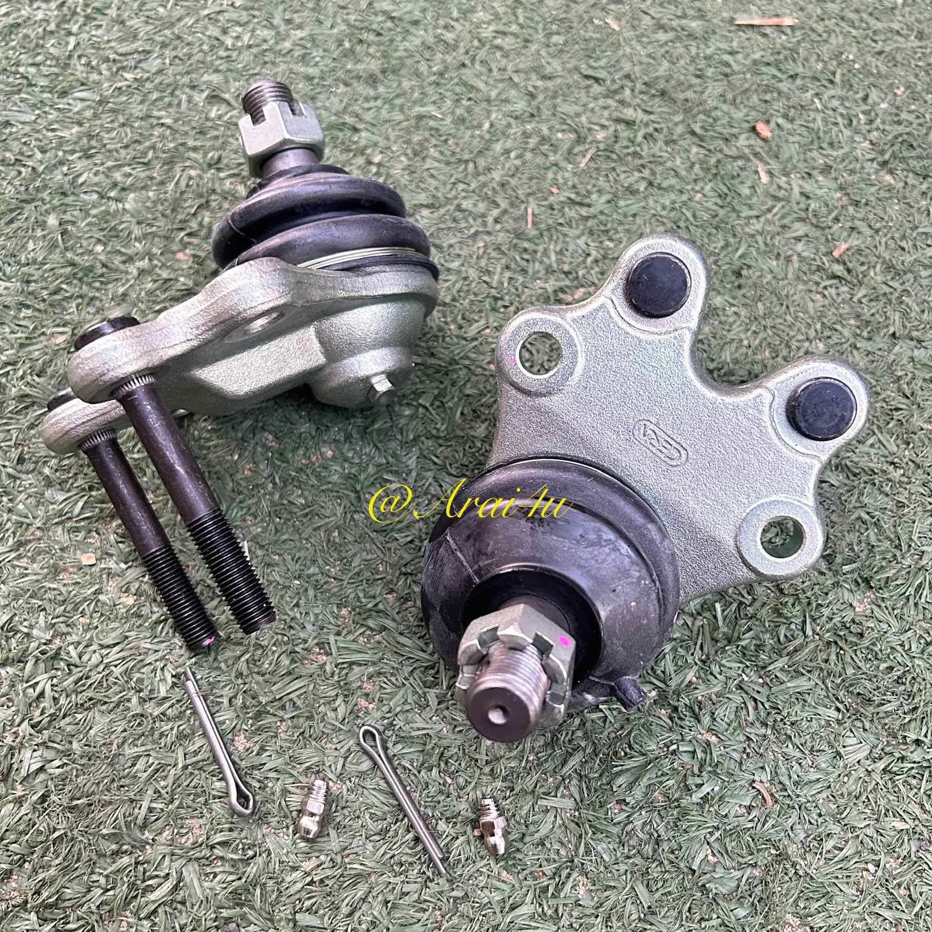 ลูกหมากบน TOYOTA LH112 คู่ละ CERA