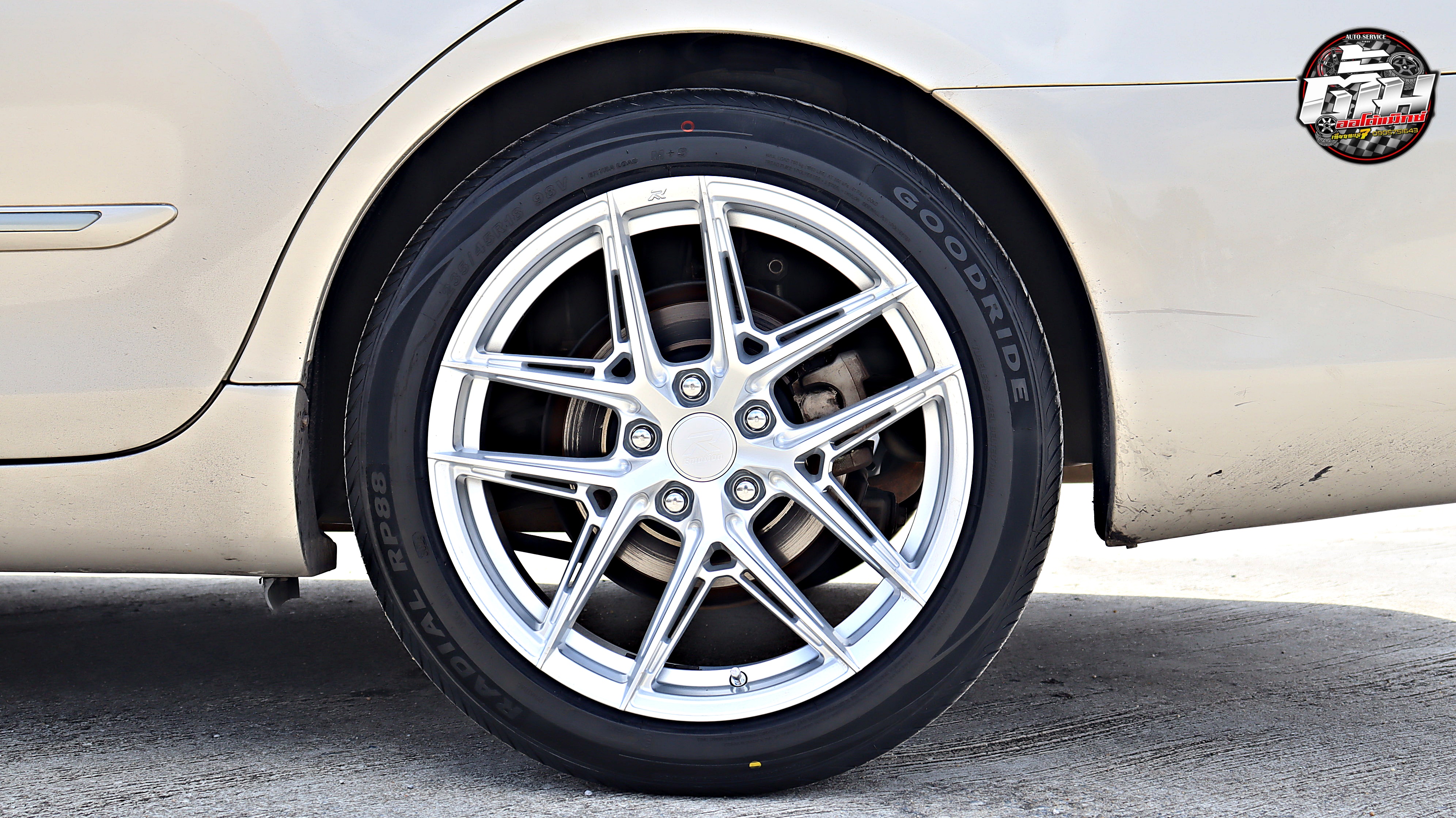 TOYOYA CAMRY เปลี่ยนล้อยาง EMOTION-R VS2 ขอบ18นิ้ว ยาง GOODRIDE RP88 235/45R18 98V