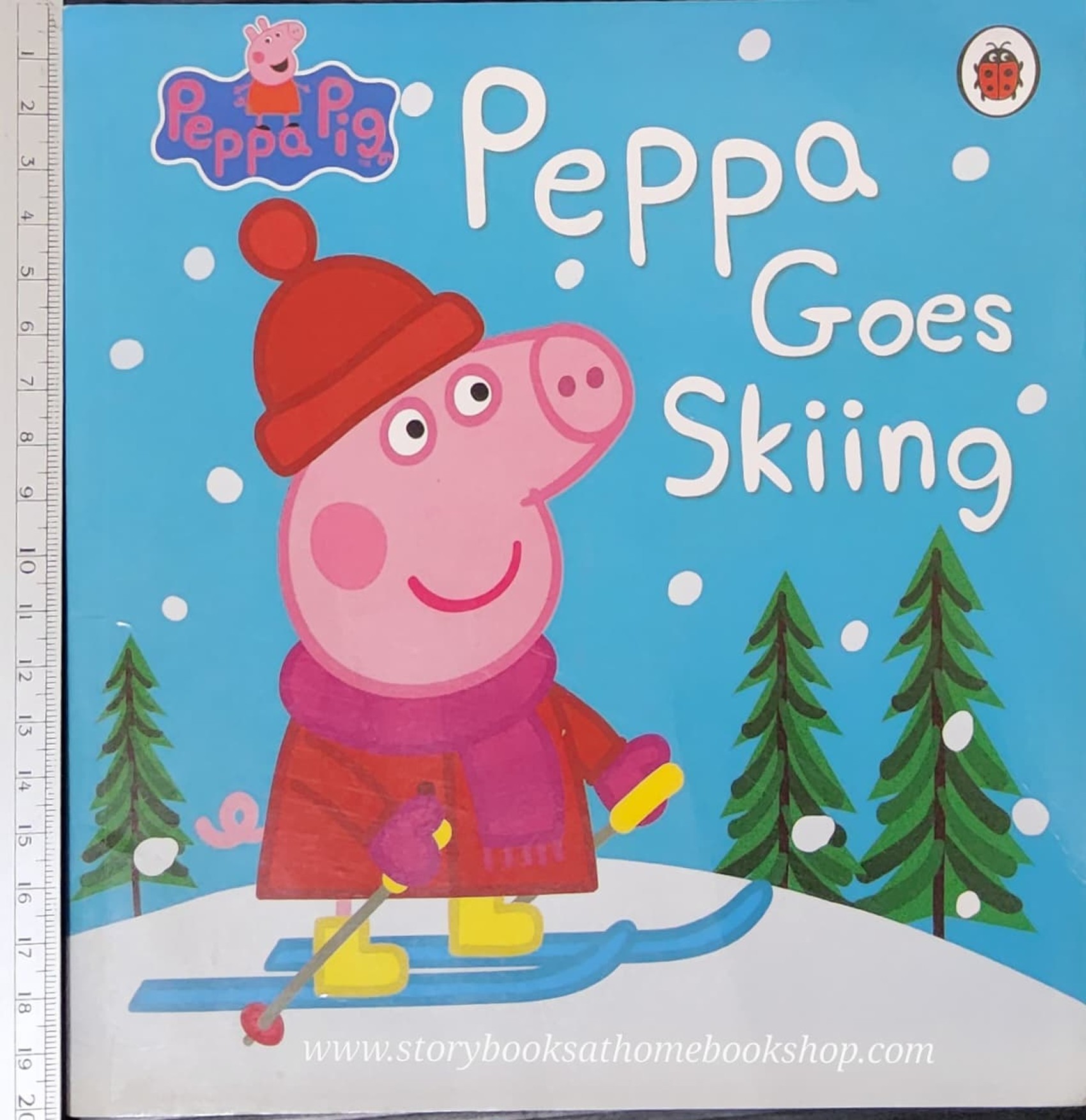 หนังสือนิทานปกอ่อน ** 🍅🍓PEPPA GOES SKIING