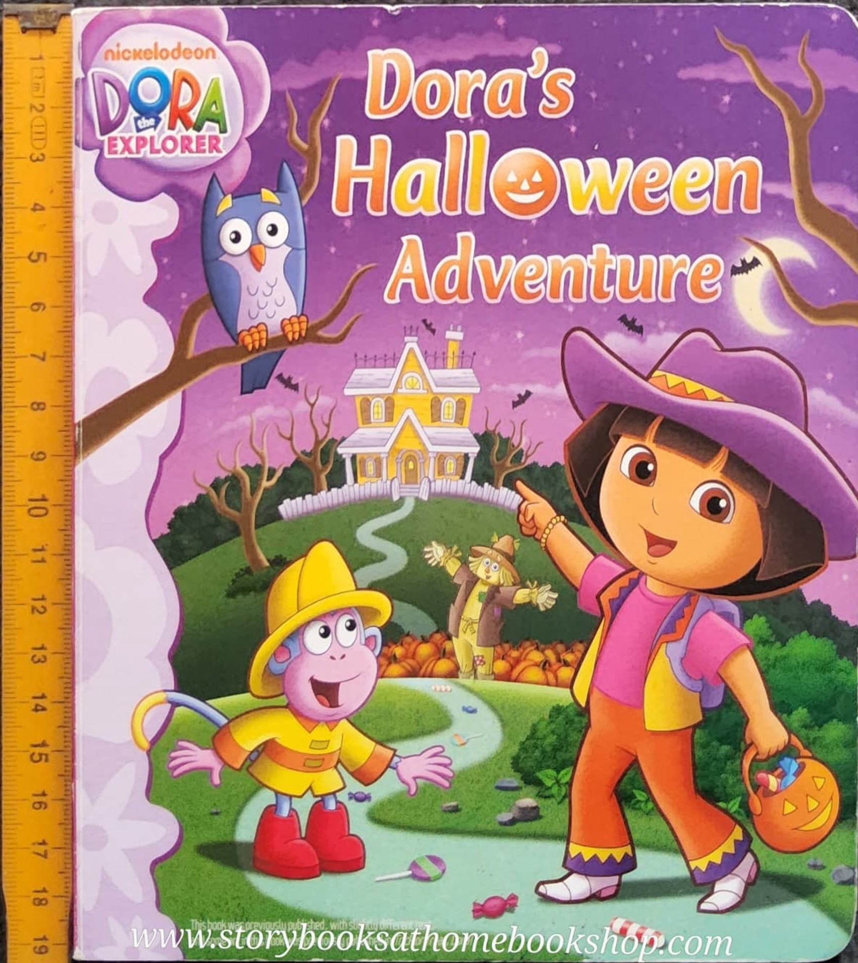BOARD BOOK** 🍅🍓DORA'S HALLOWEEN ADVENTURE