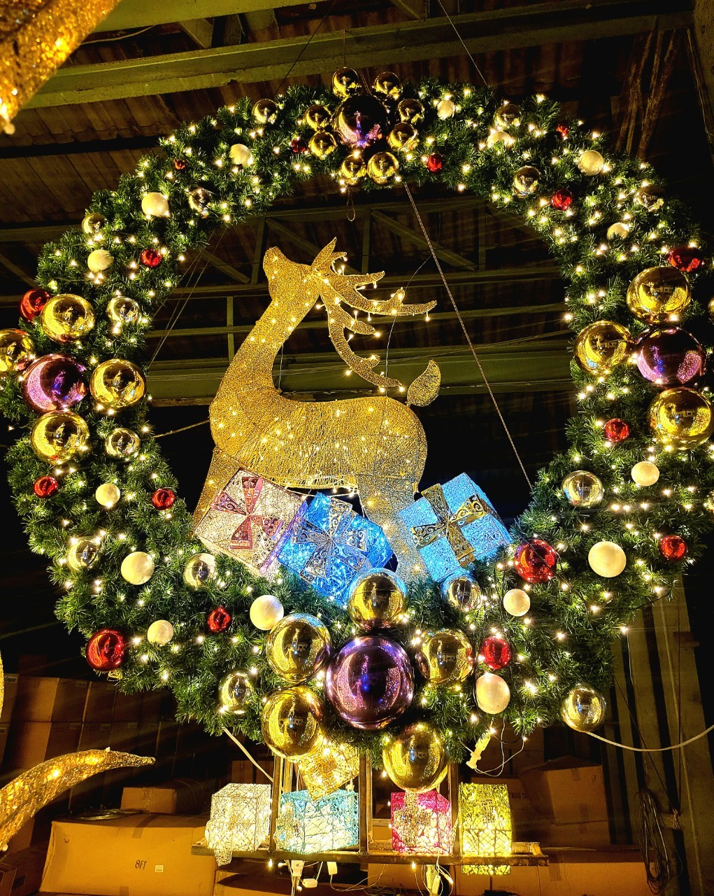 เราลองเลือกต้นคริสต์มาสปลอมให้คุณไหม