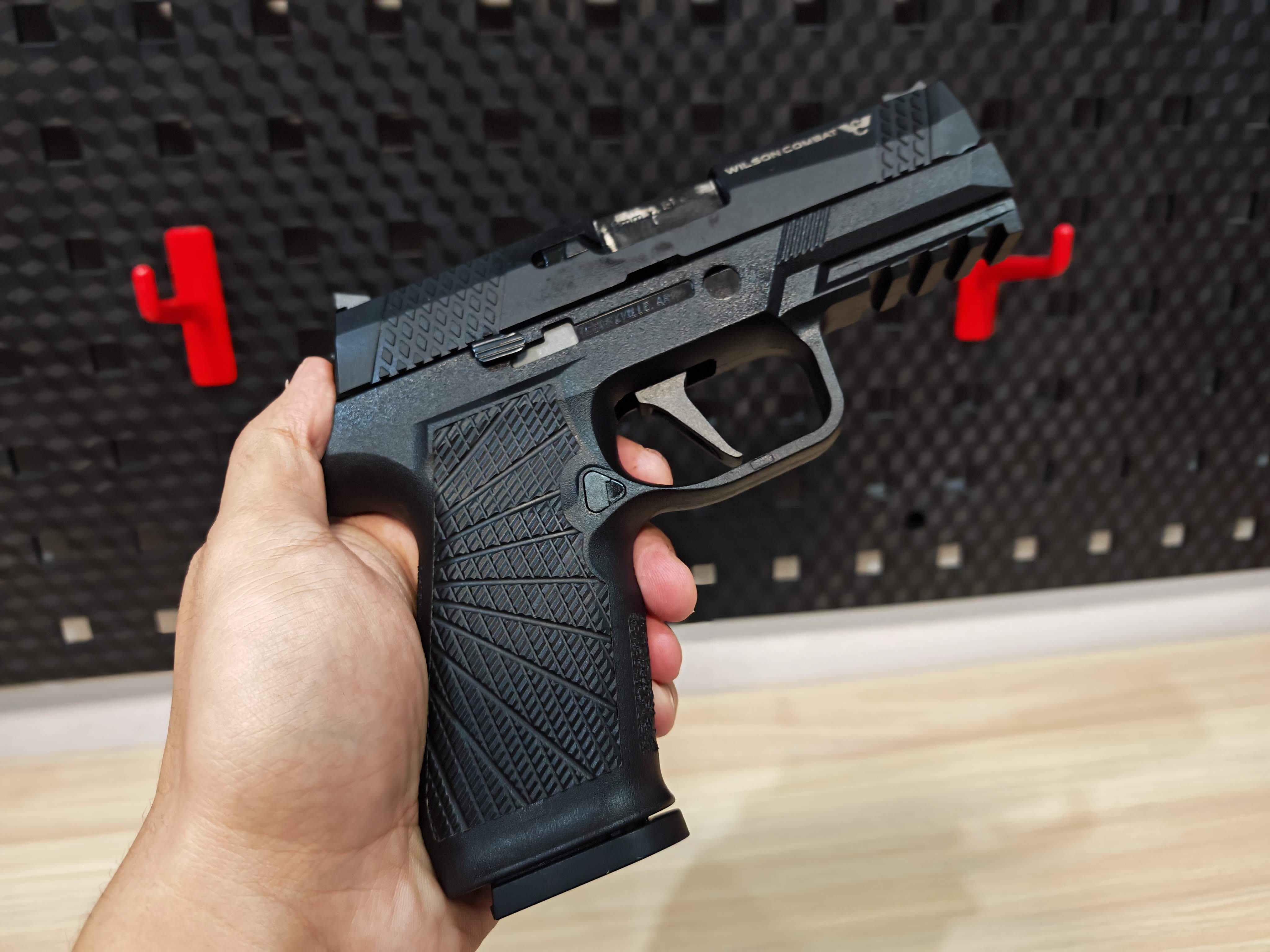 WE SIGSAUER P320 F18V2 Wilson Combat GBB BB Gun บีบีกัน แบบแก๊ส ปืนอัดลม มือสอง Airsoft Gun