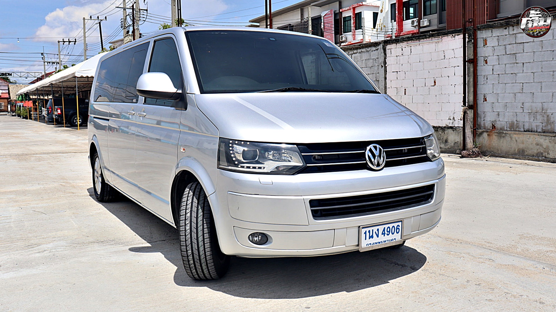 VOLKSWAGEN CARAVELLE เปลี่ยนยาง KUMHO ECSTA HS52 235/55R17 103W