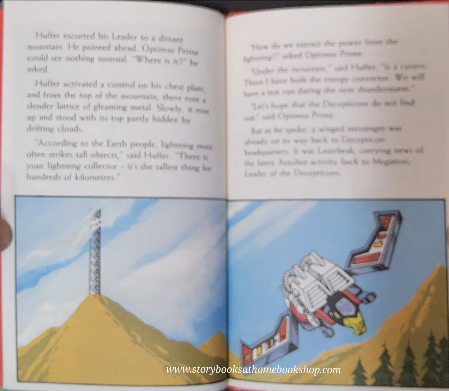 หนังสือนิทานปกแข็ง ** 🍅🍅THE TRANSFORMERS AUTOBOTS' LIGHTNING STRIKE