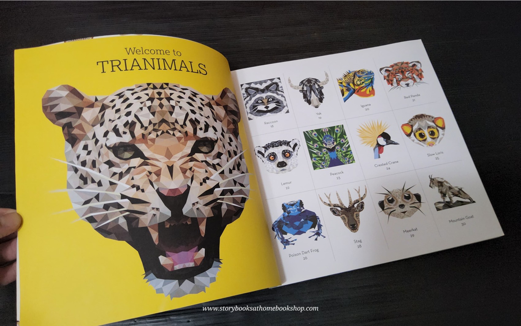 ACTIVITY BOOK** ð
ð
TRIANIMALS:COLOUR ME WILD