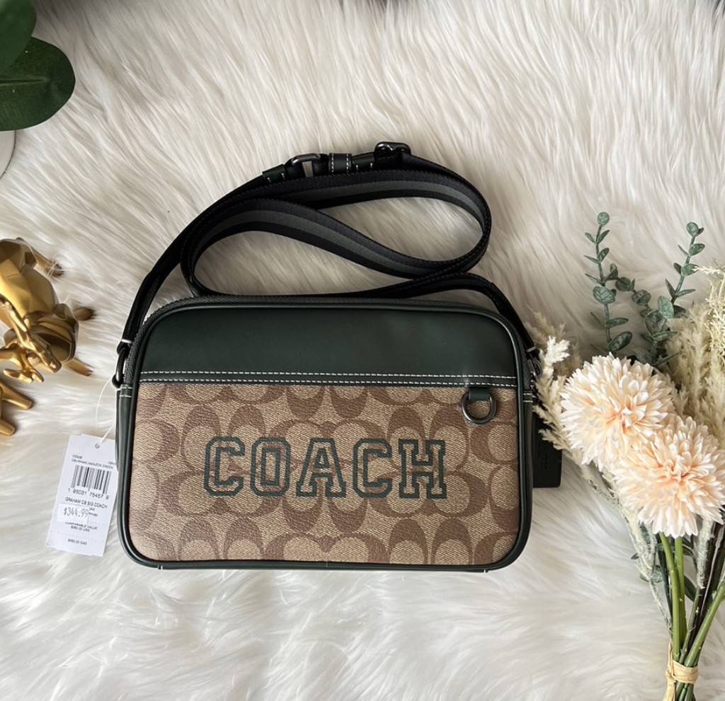 New Coach Crossbody In Signature Canvas With Varsity Motif มี 4 ใบ ขนาด 9" (L) x 5 3/4" (H) x 2 3/4" (W)