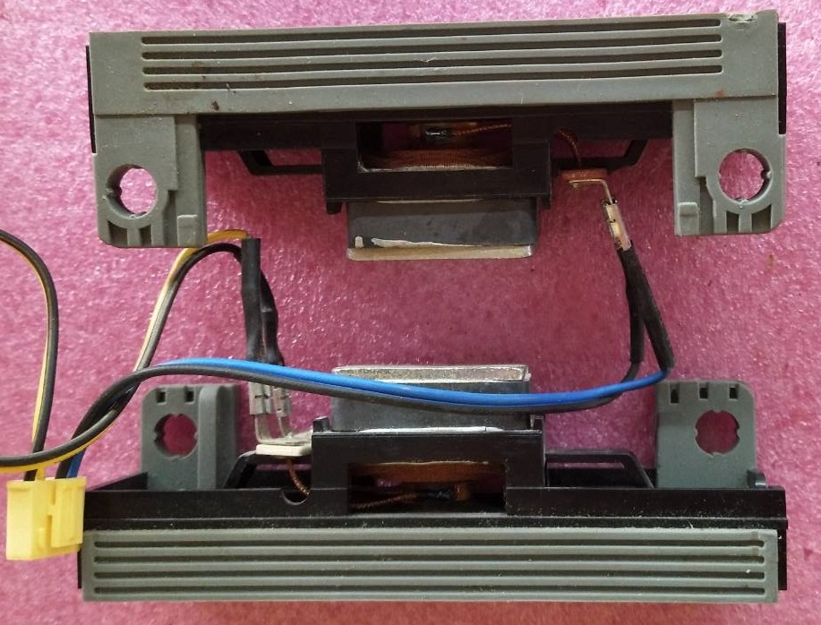 ลำโพงทีวี ซัมซุง SAMSUNG ของแท้ถอดจากเครื่อง พาร์ท BN96-30339B ใช้ได้กับหลายรุ่นที่พาร์ทตรงกัน