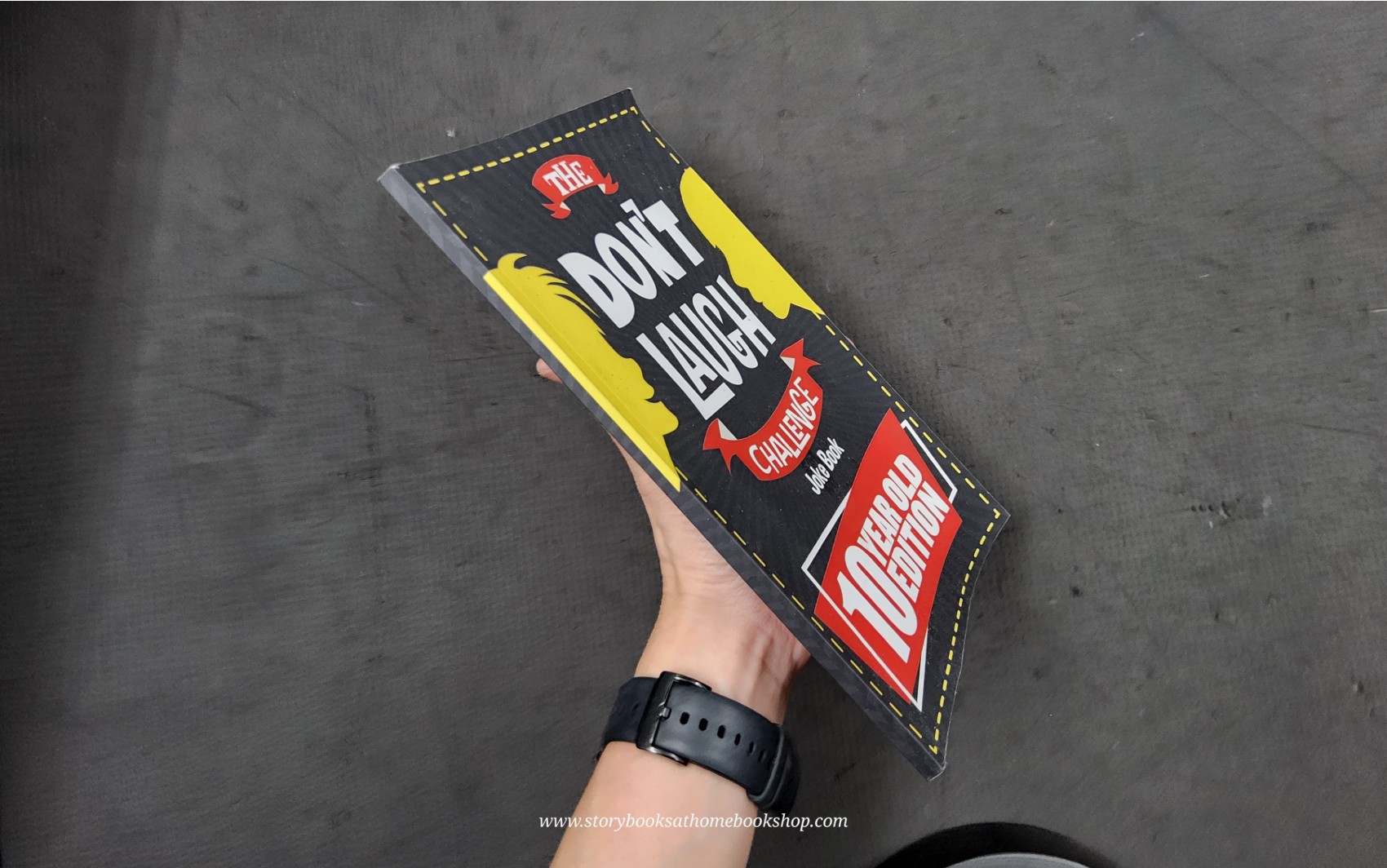 JOKE BOOK** ♥️♥️THE DON'T LAUGH CHALLENGE JOKE BOOK