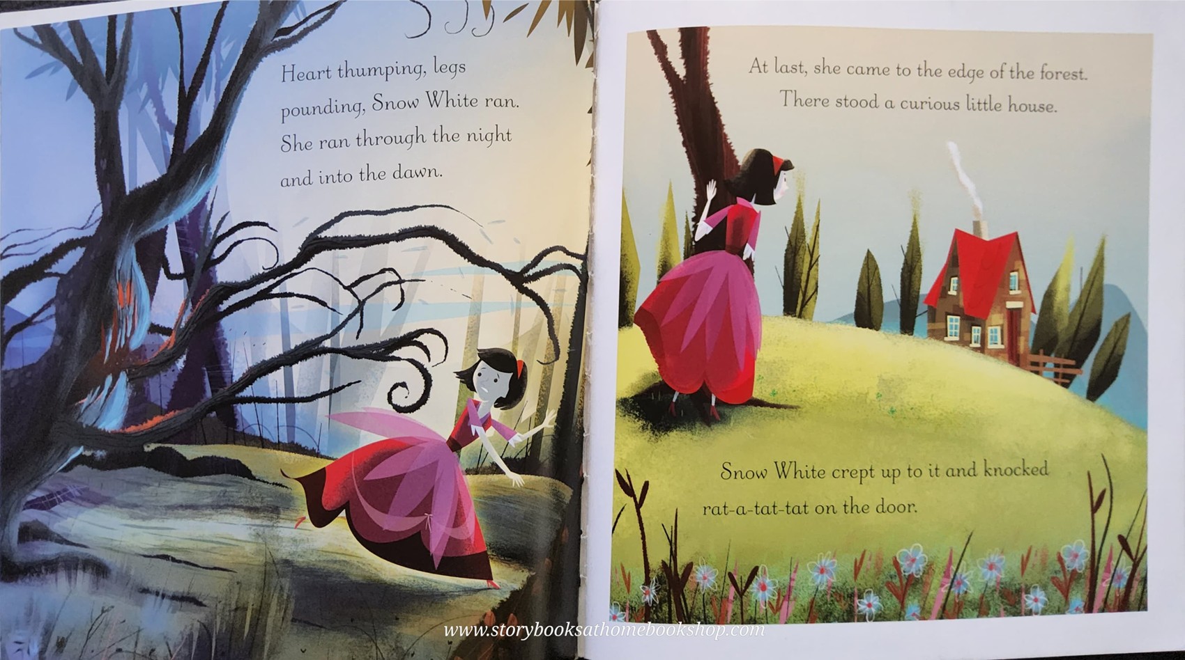 หนังสือนิทานปกอ่อน ** 🍅🍓SNOW WHITE AND THE SEVEN DWARFS