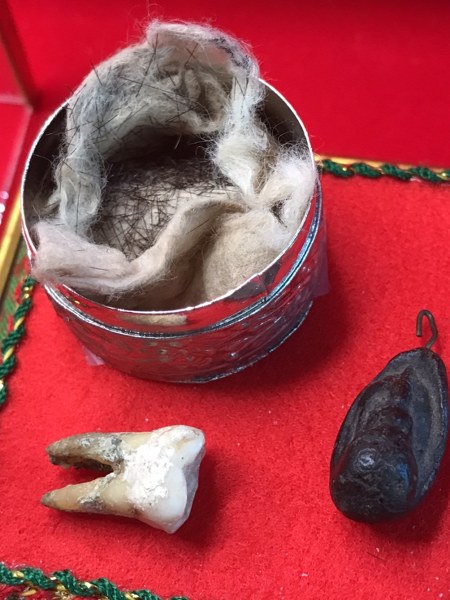 พระทันตธาตุหลวงปู่ครูบาอภิชัยขาวปี วัดผาหนาม จ.ลำพูน