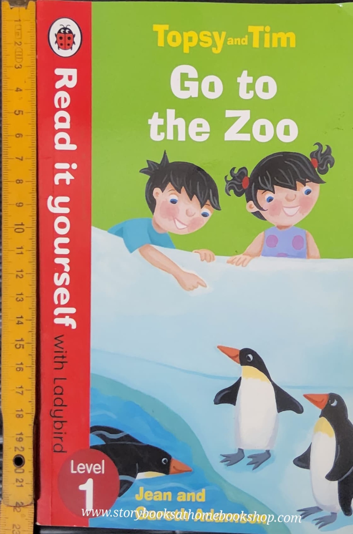 หนังสือนิทานปกอ่อน** ♥️READ IT YOURSELF L.1:TOPSY AND TIM