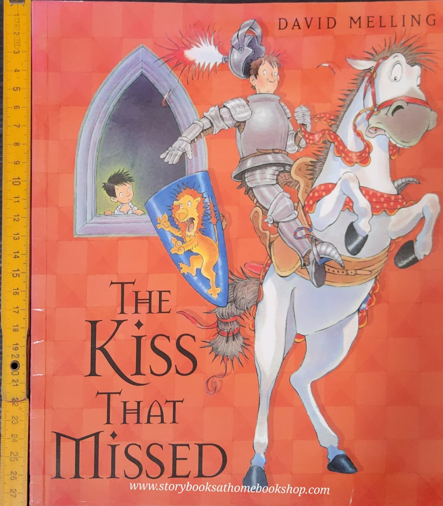 หนังสือนิทานปกอ่อน** 🍅🍓THE KISS THAT MISSES BY DAVID MELLING