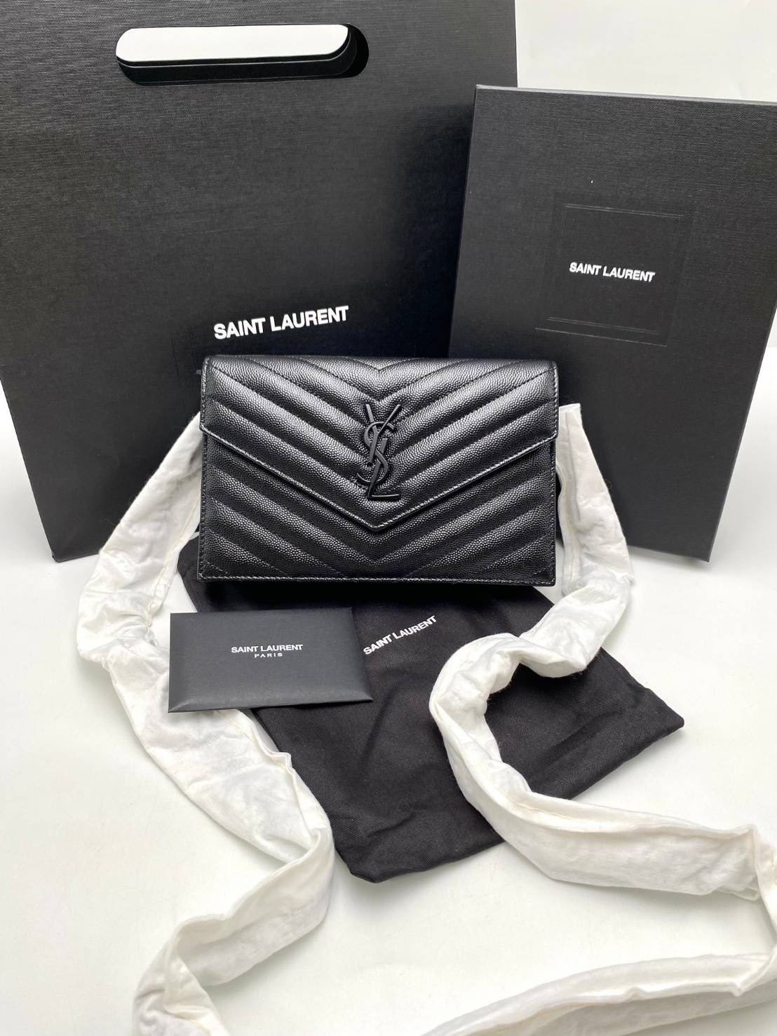 New Ysl woc’7.5 ปี 2023 อุปกรณ์ : ถุงผ้า กล่อง ถุงกระดาษ การ์ด