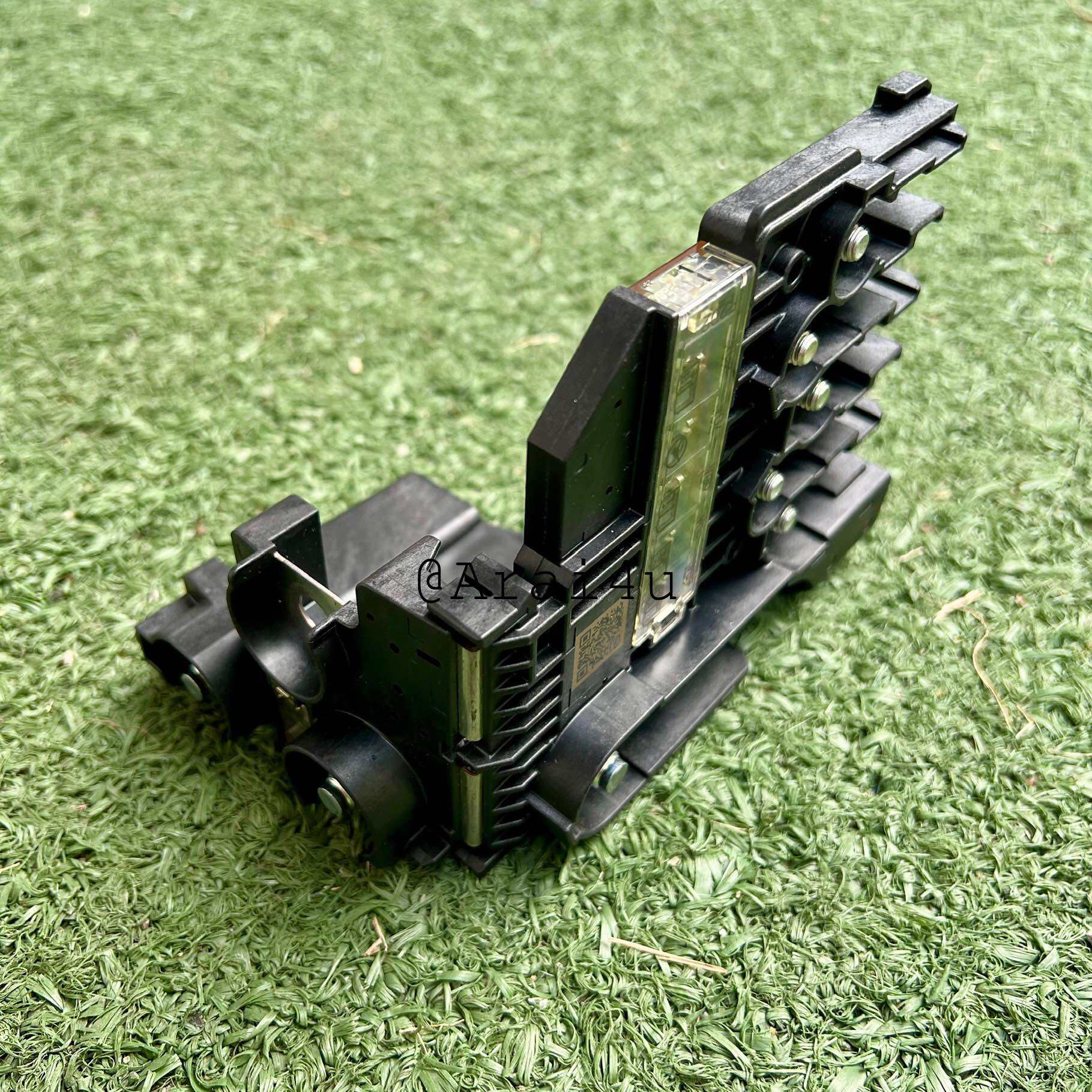 แผงฟิวส์ข้างแบตเตอรี่ HONDA CIVIC FC,FK (38240-T5C-003)