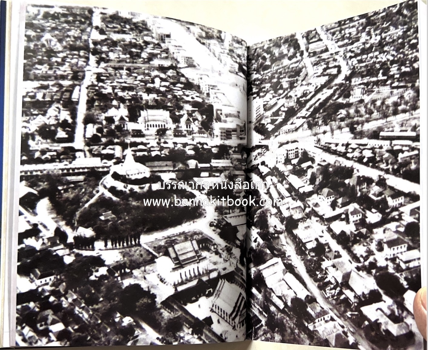 หนังสืออนุสรณ์พระราชทานเพลิงศพสมเด็จพระพุฒาจารย์ (เกี่ยว อุปเสโณ) ประวัติวัดสระเกศ (ภูเขาทอง) (3 เล่มชุด).