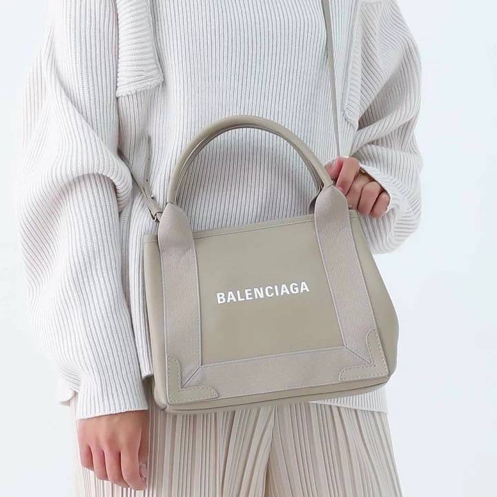 New Balenciaga Cabas xs tote ขนาด 25x19x12 cm รุ่นหนังสวยมาก