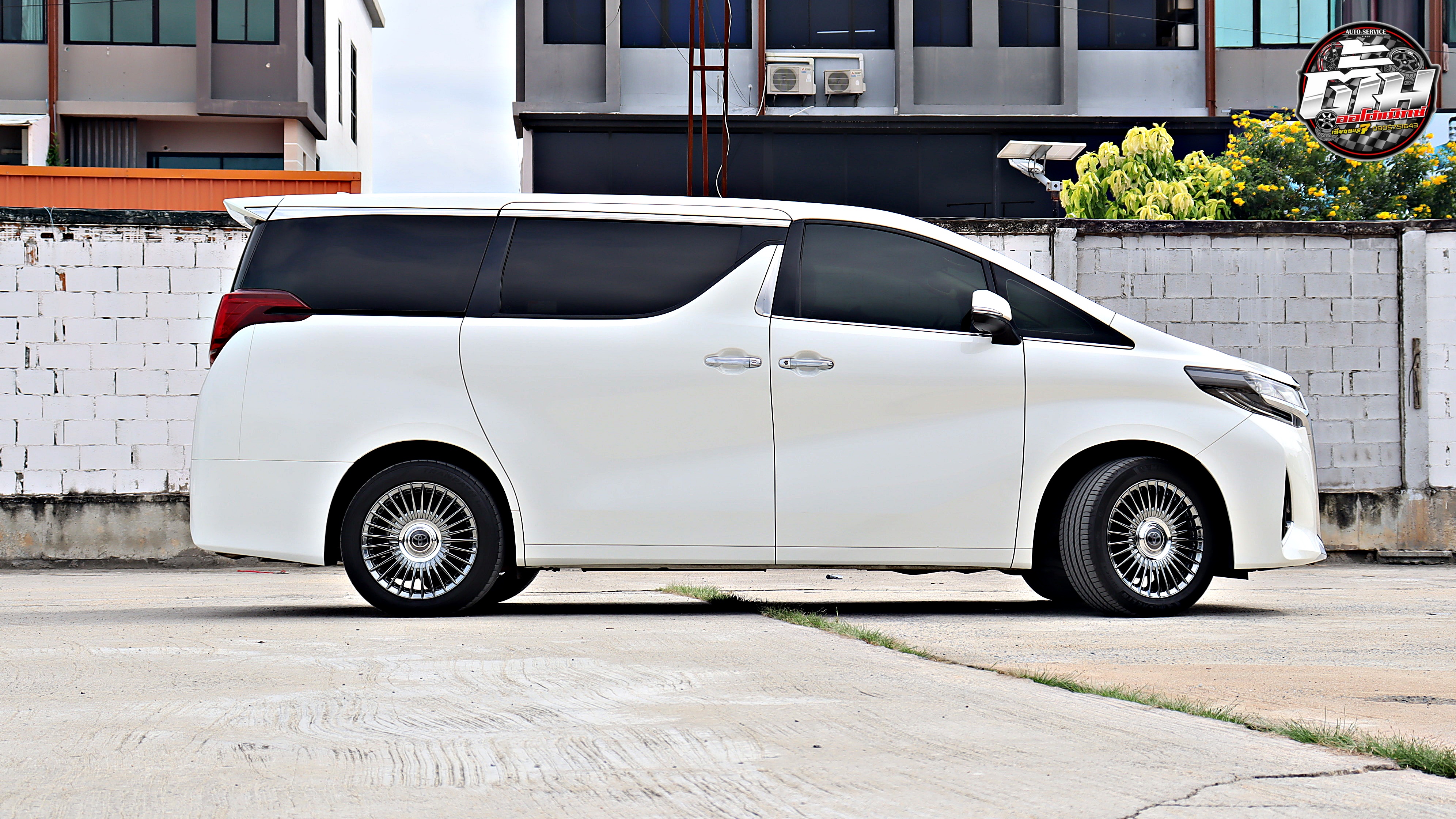 TOYOYA ALPHARD เปลี่ยนล้อยาง 0243 ขอบ18นิ้ว