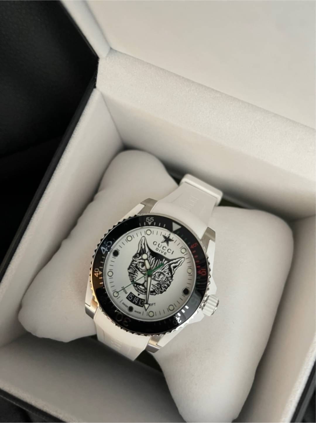 New Gucci Dive Watch หน้าปัด 40mm. สายซิลิโคนสีขาว 🇮🇹