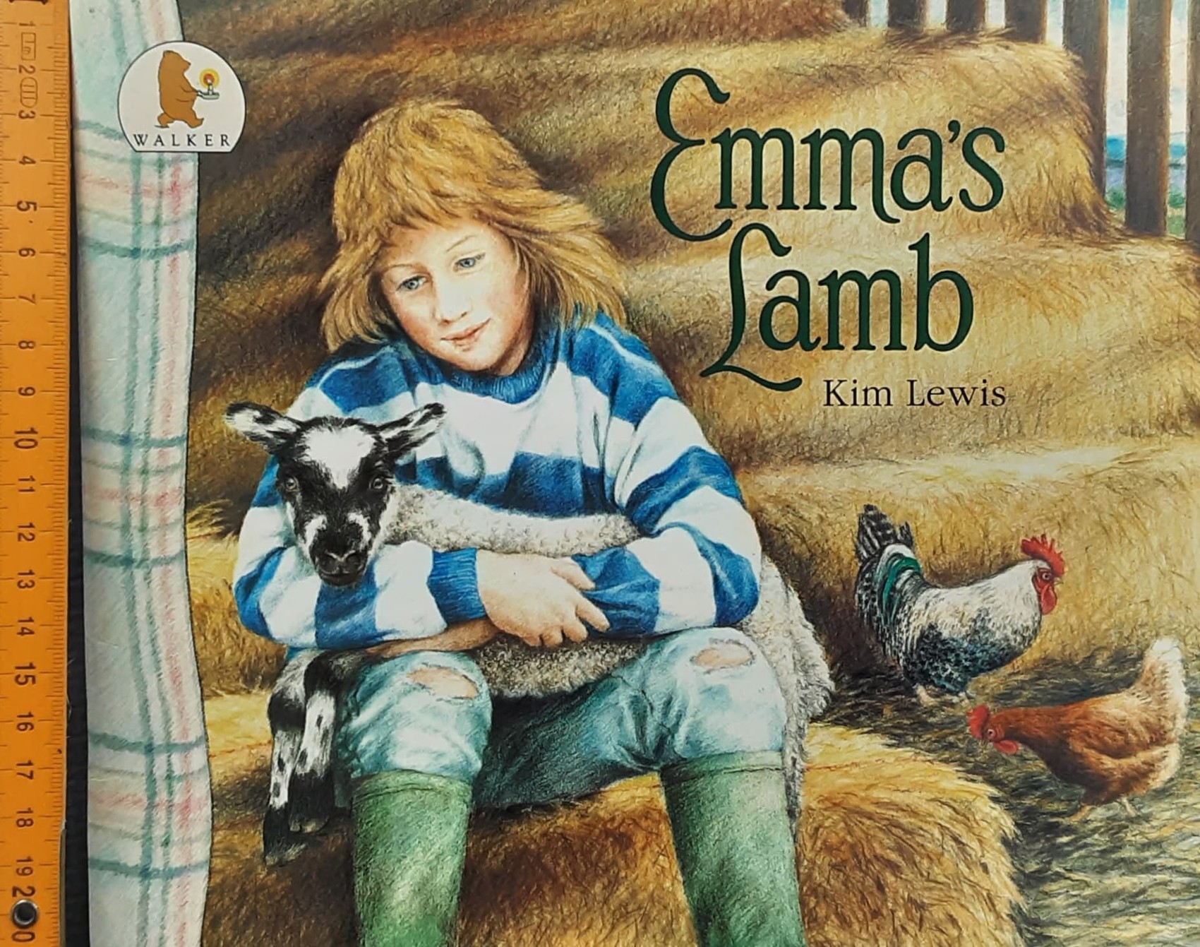 หนังสือนิทานเด็ก ปกอ่อน ภาษาอังกฤษ 🍅🍓EMMA'S LAMB BY KIM LEWIS/Used สภาพ 80-90%