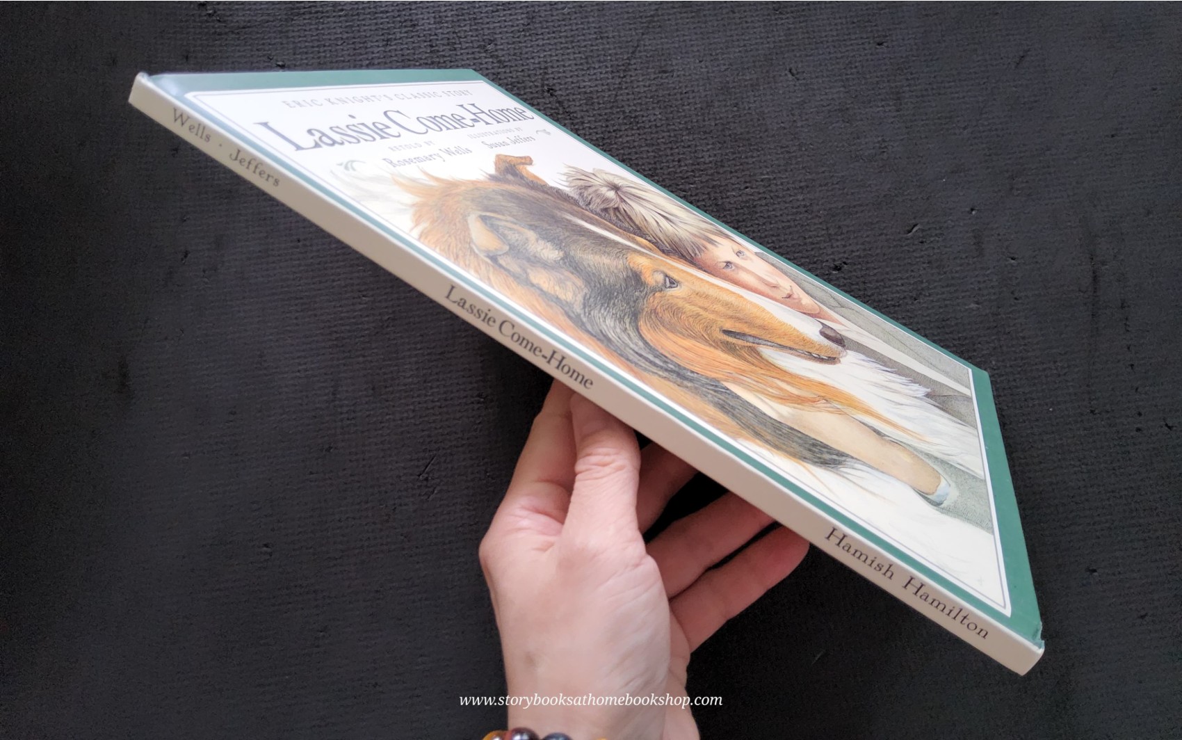 หนังสือนิทานปกแข็ง** 🍅🍓LASSIE COME-HOME