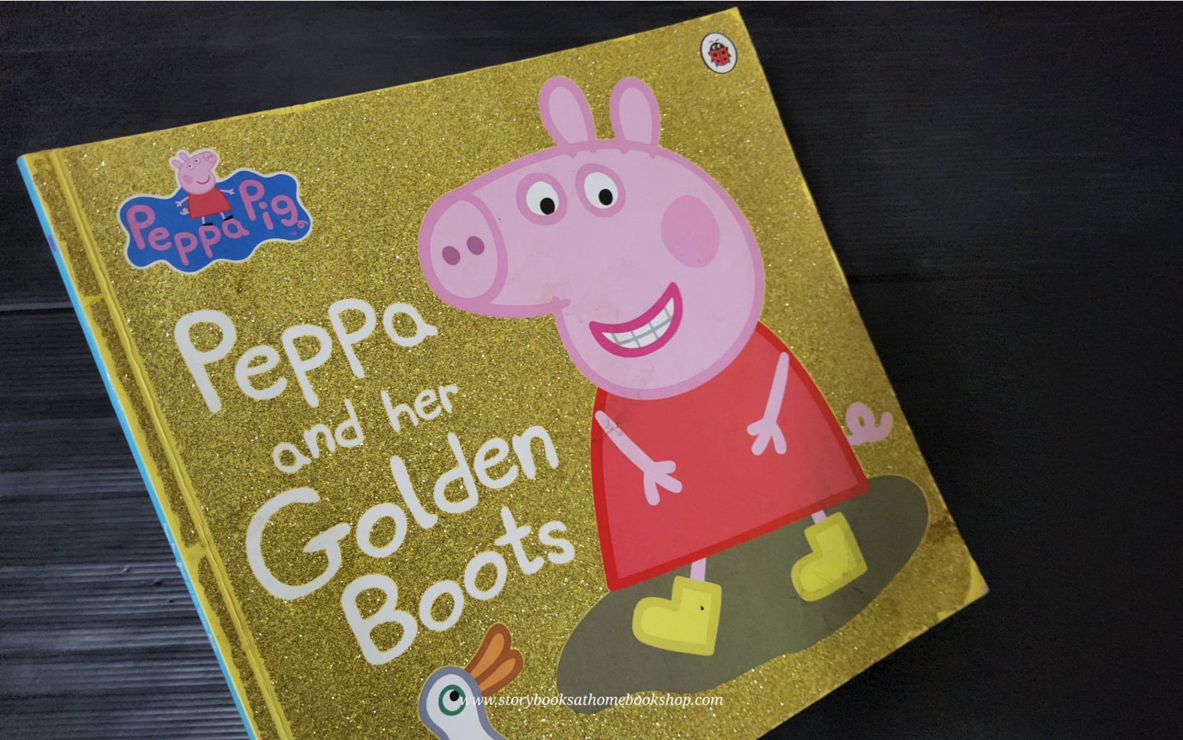 หนังสือนิทานปกอ่อน** 🍅🍓PEPPA PIG:PEPPA AND HER GOLDEN BOOTS