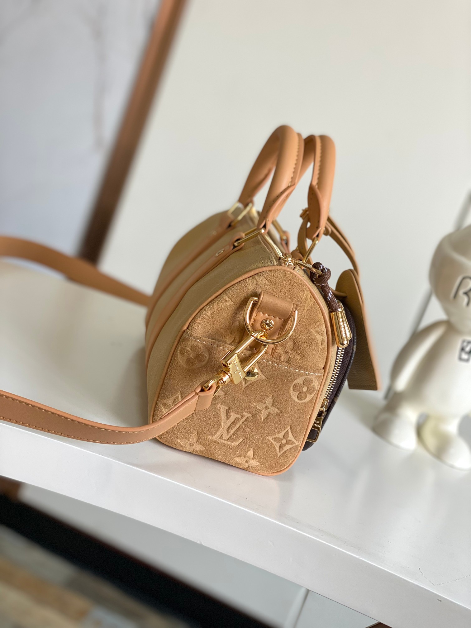 [Pre-order]M12627 Louis Vuitton กระเป๋ารุ่น Keepall Bandoulière 25 งานเกรด Vip คุณภาพดีที่สุด