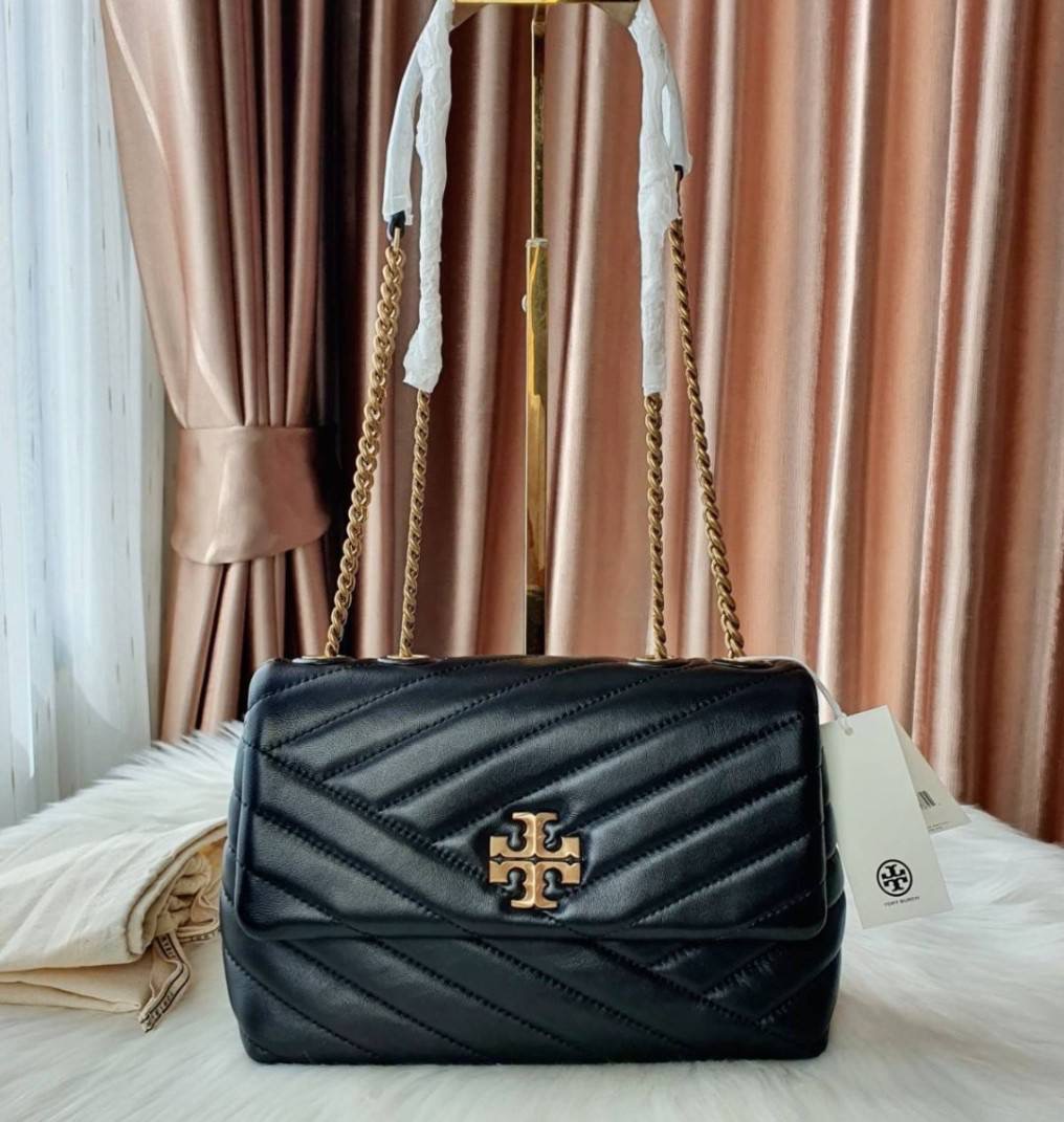 งาน Shop รุ่นน้องชาแนลสุดฮิต New Tory Burch Kira Chevron Small Convertible Shoulder Bag ขนาด ยาว9" x สูง6" x กว้าง3.2" (นิ้ว)