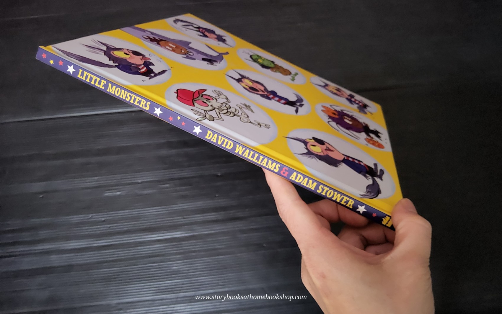 หนังสือนิทานปกแข็ง** 🍅🍅LITTLE MONSTERS BY DAVID WALLIAMS