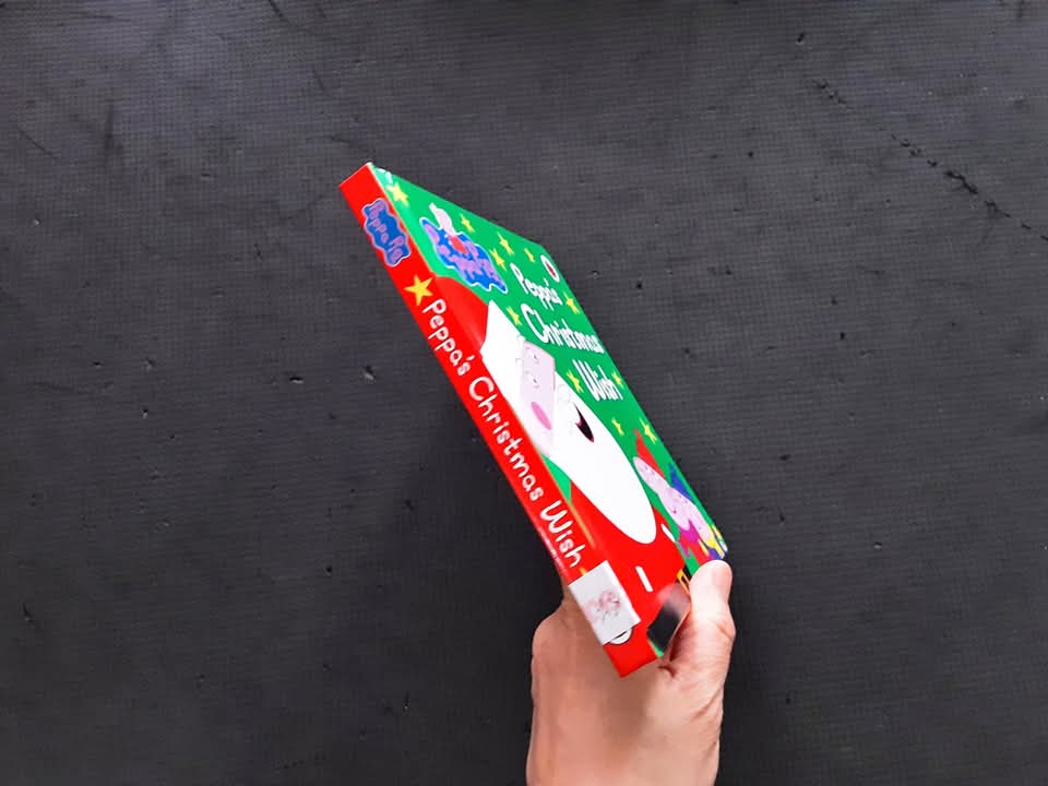 BOARD BOOK** 🍅🍓Peppa Pig Pappa's Christmas Wish