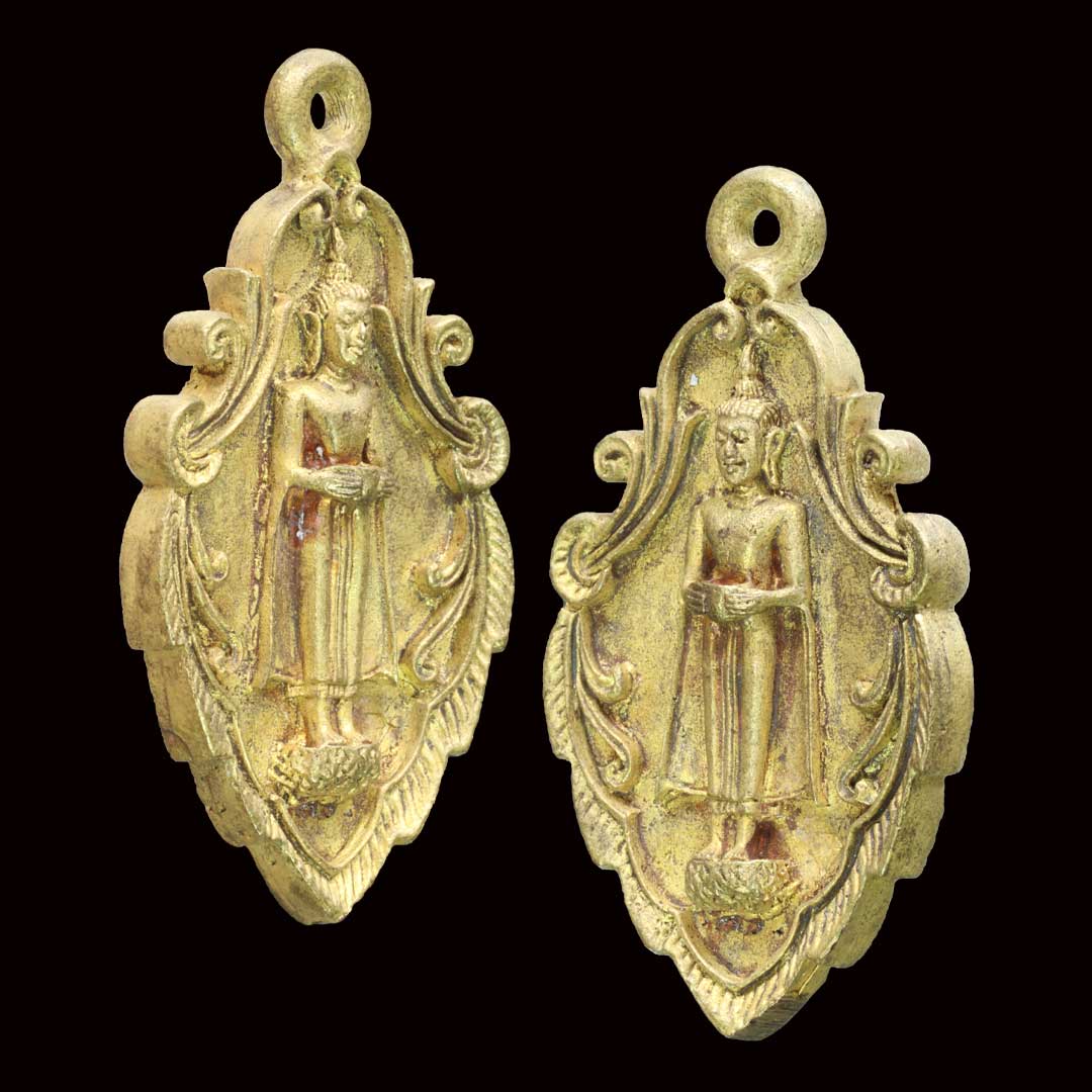 เหรียญหล่อใบสาเกหลวงพ่อบ้านแหลม วัดเพชรสมุทร รุ่นพิเศษ2 ปี2538