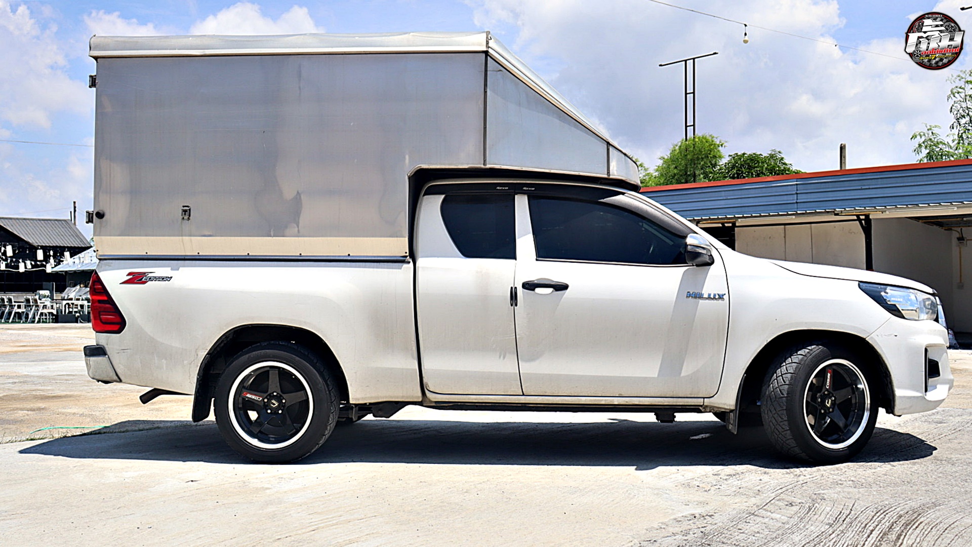 TOYOTA REVO เปลี่ยนล้อแม็กซ์ COSMIS RS3 ขอบ18นิ้ว