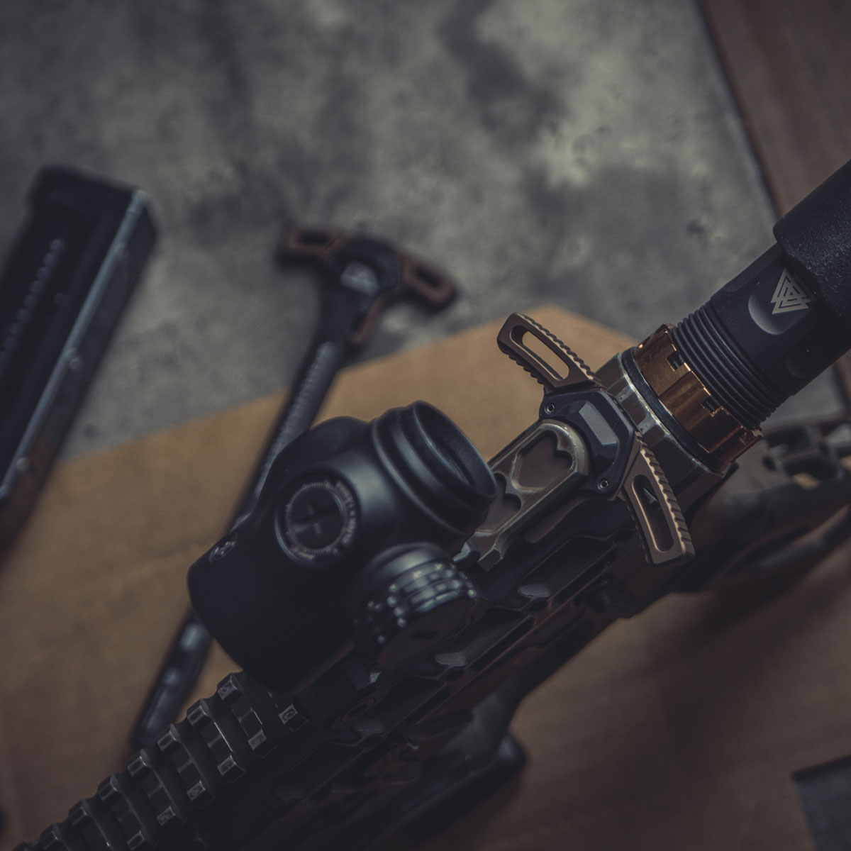 BREEK ARMS - AR15 Warhammer Mod2 Ambidextrous Charging Handle (สีFDE)