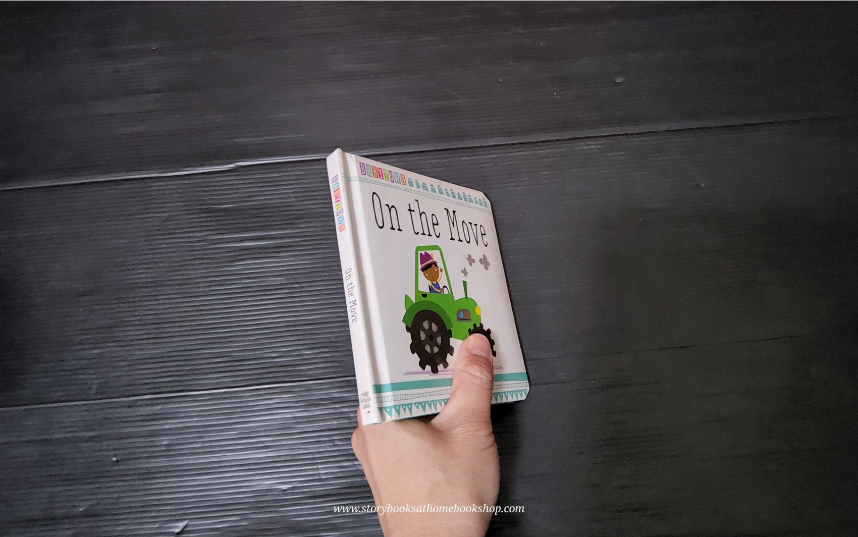 BOARD BOOK ** 🍅🍓BABYTOWN ON THE MOVE