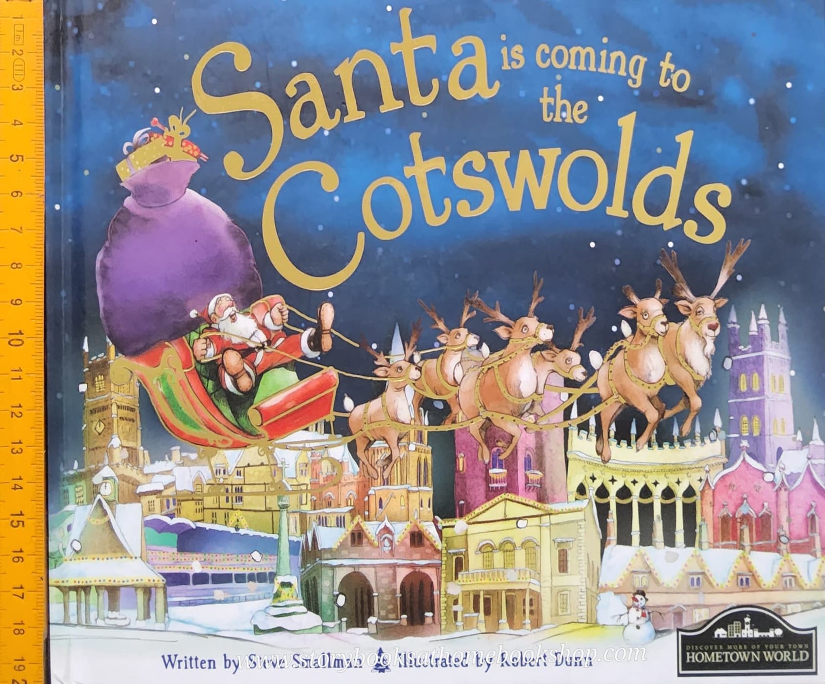 หนังสือนิทานปกแข็ง** 🍅🍅SANTA IS COMING TO THE COTSWOLDS ♥️♥️