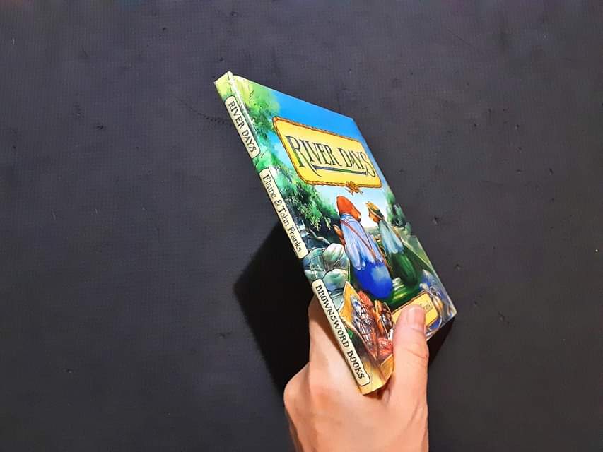 หนังสือนิทานปกแข็ง** 🍅🍅RIVER DAYS