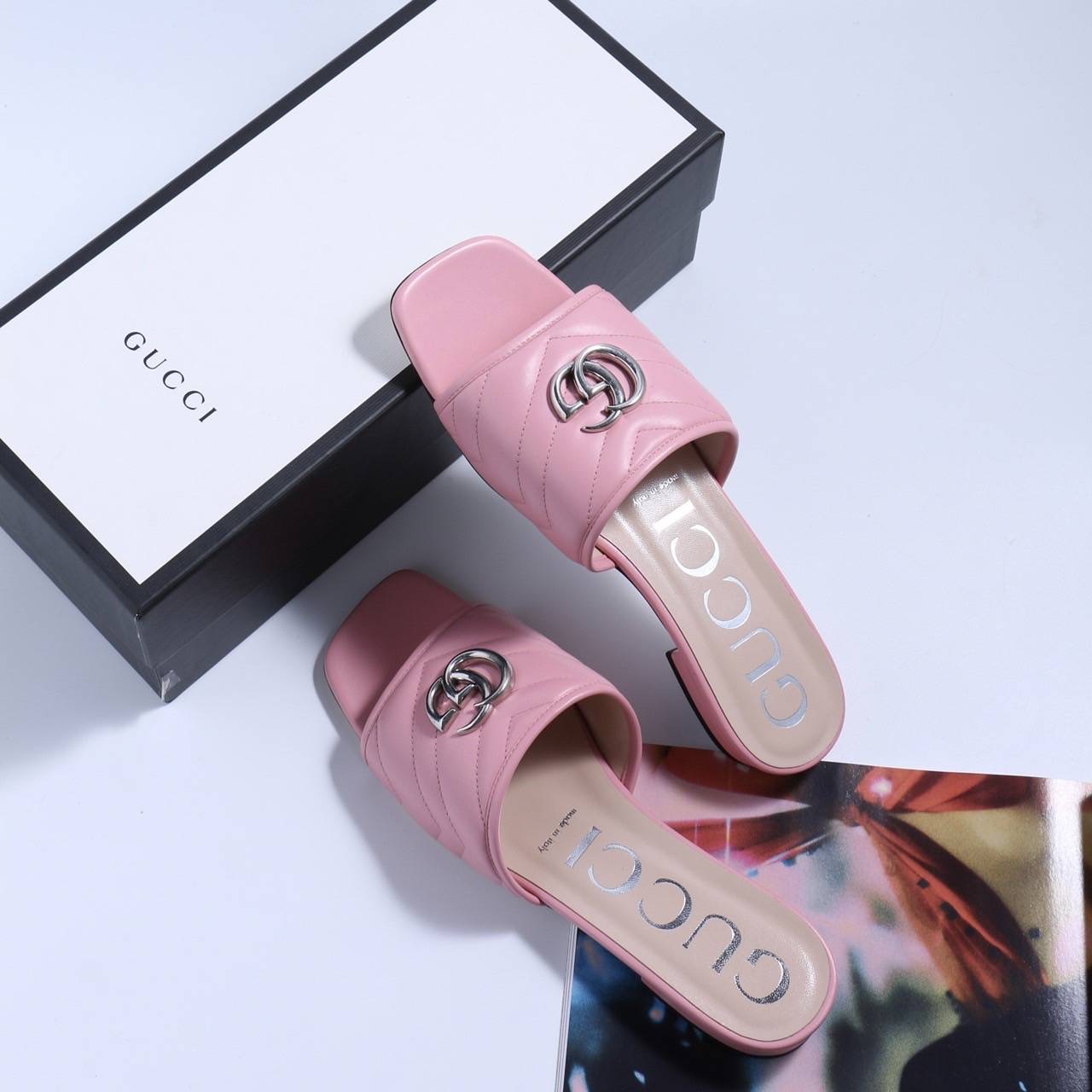 New Gucci Sandals Pink