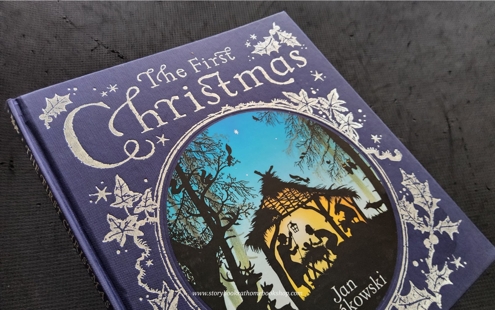 หนังสือนิทานปกแข็ง** 🍓🍓THE FIRST CHRISTMAS BY JAN PIENKOWSKI