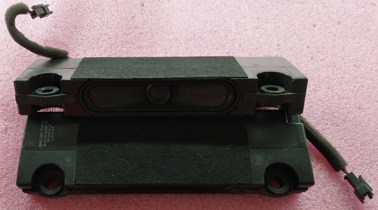 ลำโพงทีวี พานาโซนิค PANASONIC ของแท้มือสองถอดจากเครื่อง รุ่นTH-55D300T พาร์ท42-WDF318-XX1G 6โอมห์ 8วัตต์