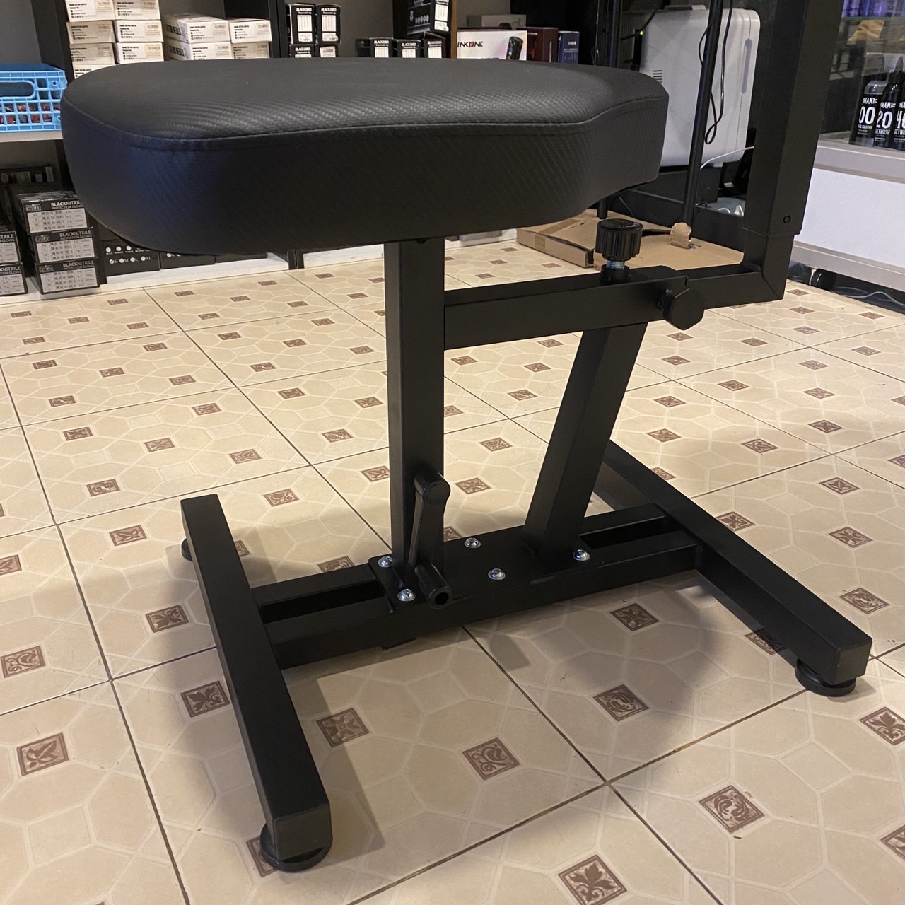 เบาะรองแขนพร้อมเก้าอี้ปรับระดับได้ รองแขน / สักหลัง / เก้าอี้นั่งสัก MK efficienf