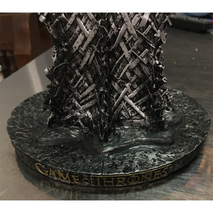 บัลลังก์เหล็ก จากหนัง มหาศึกชิงบัลลังก์ Iron Throne from Game of Thrones