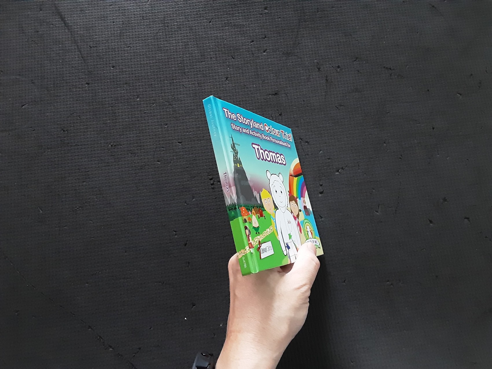 หนังสือนิทานเด็ก ภาษาอังกฤษ ปกแข็ง The Storyland Colour Thief Thomas /สภาพ 90%