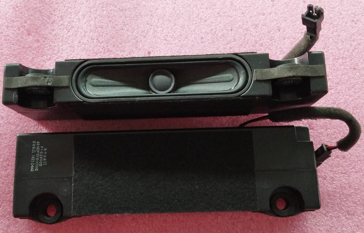 ลำโพงทีวี พานาโซนิค PANASONIC ของแท้มือสองถอดจากเครื่อง รุ่นTH-55D300T พาร์ท42-WDF318-XX1G 6โอมห์ 8วัตต์