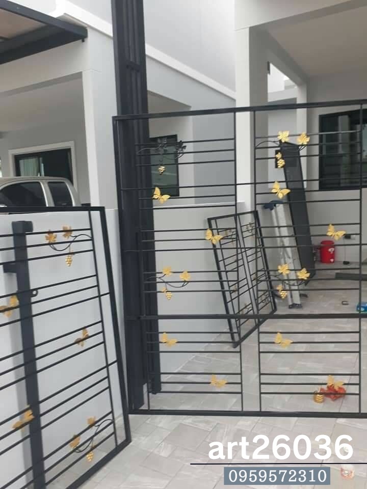 เหล็กดัดสีอบดำ ลายมังกร สวยๆ